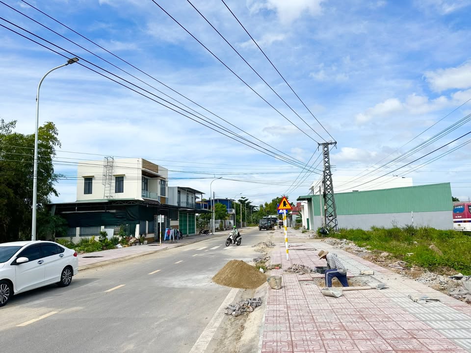 Đất thổ cư Diên Khánh 300m² giá thỏa thuận - Mặt tiền kinh doanh lý tưởng!