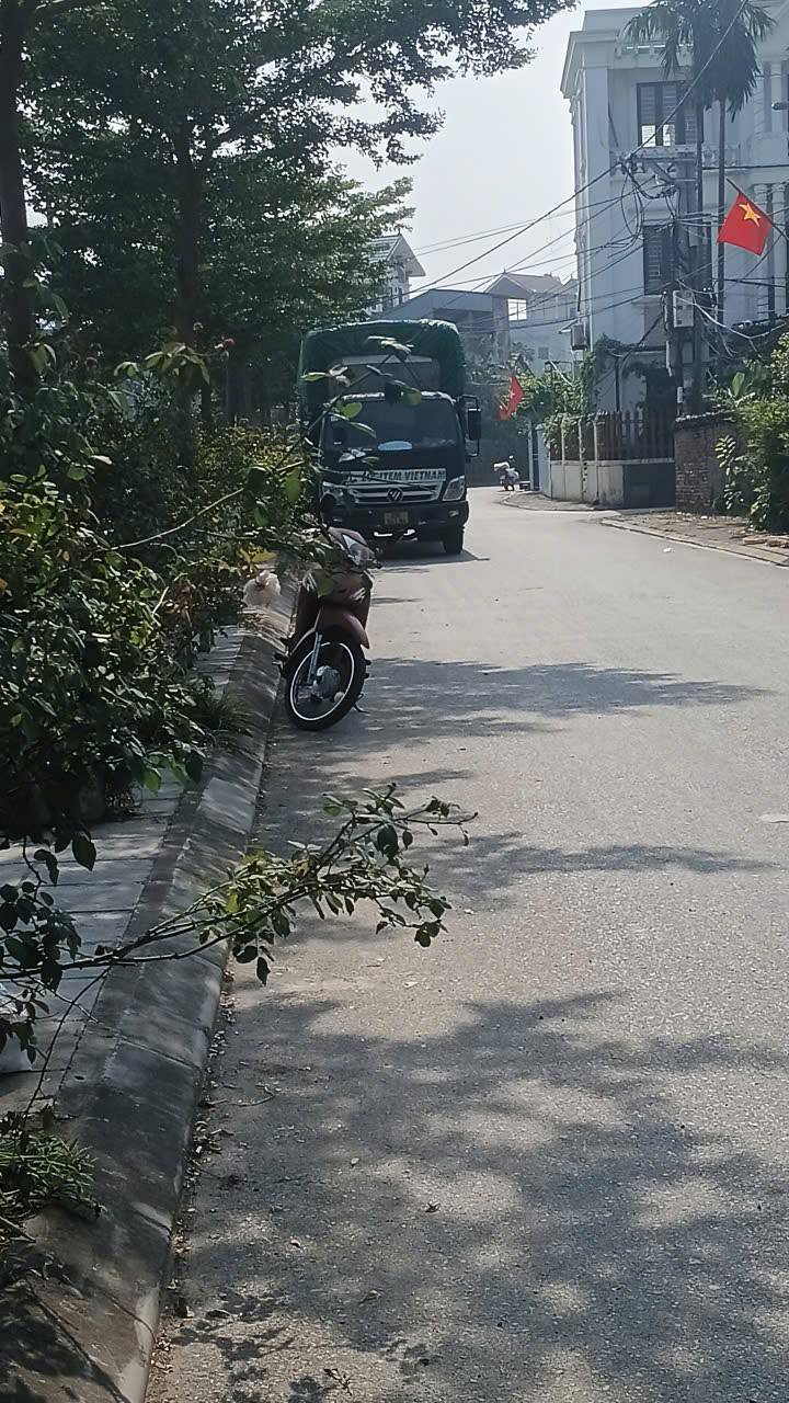 Bán đất Đa Tốn, Gia Lâm 60m² chỉ 4 tỷ - Sổ đỏ chính chủ, sẵn sàng giao dịch!