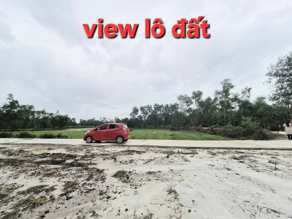 Đất nền Vinh Xuân 165m² giá 330 triệu - Cơ hội đầu tư sinh lời!