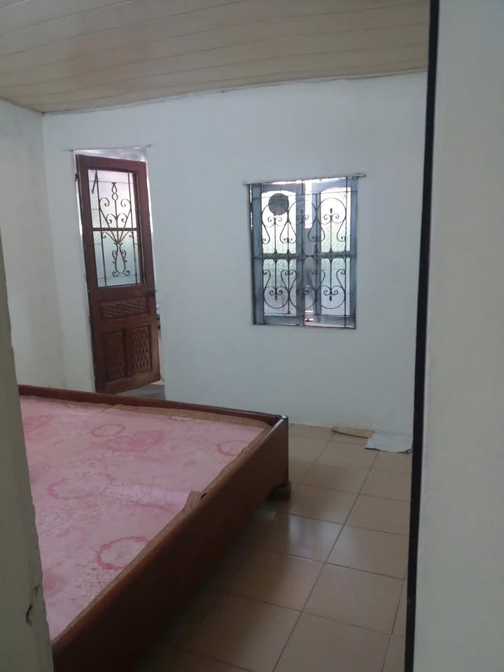 Căn hộ tập thể Kim Liên Đống Đa 35m² giá 5 triệu - Căn góc thoáng mát!