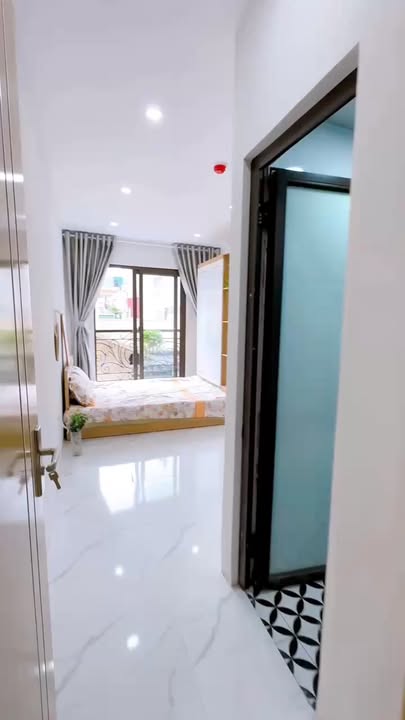 Phòng cho thuê tại ngõ 426 Láng Hạ, 25m² giá 4.1 triệu - Không gian sống lý tưởng!