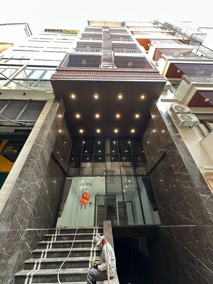 Căn Hộ Dịch Vụ Chùa Láng 110m² giá 56.99 tỷ - Đầu tư sinh lời lý tưởng!