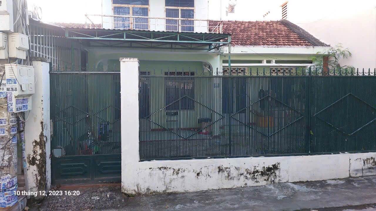 Nhà và đất hẻm 1 đường Nguyễn Chích, Nha Trang 330m² giá 9.57 tỷ - Đầu tư sinh lời hấp dẫn!