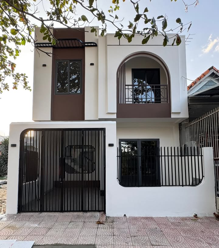 Nhà 2 Tầng Mới Xây Thị Trấn Diên Khánh 70.9m² giá 2.2 tỷ - Sẵn sàng vào ở!