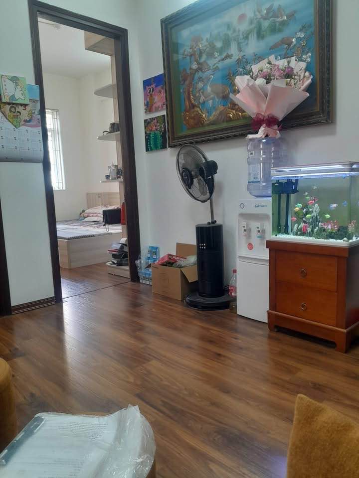 Căn hộ Bộ Công An Long Biên 63m² giá 3.8 tỷ - Không gian sống lý tưởng!