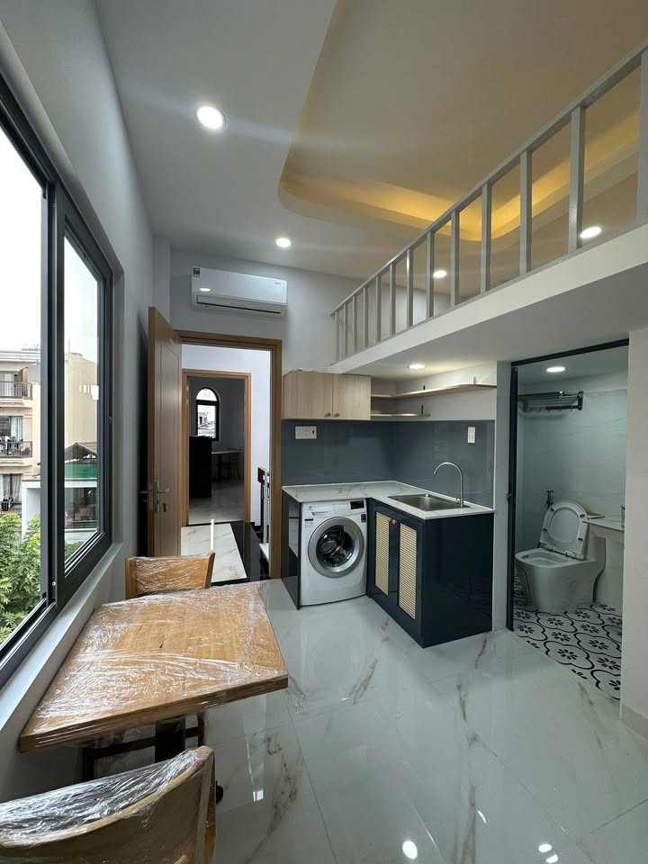 Studio cho thuê đường 77, Quận 7 - 100% mới, view hồ tuyệt đẹp!