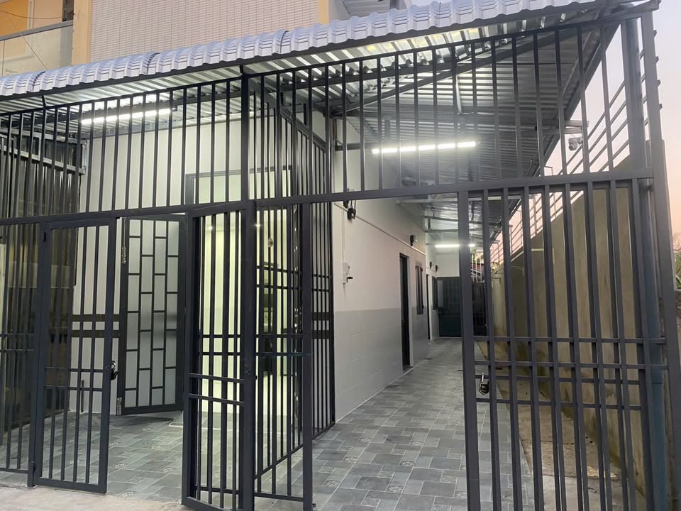 Nhà trọ mới xây tại KDC Phước Kiến, 2.1 triệu - An ninh tốt, thuận tiện đi lại!