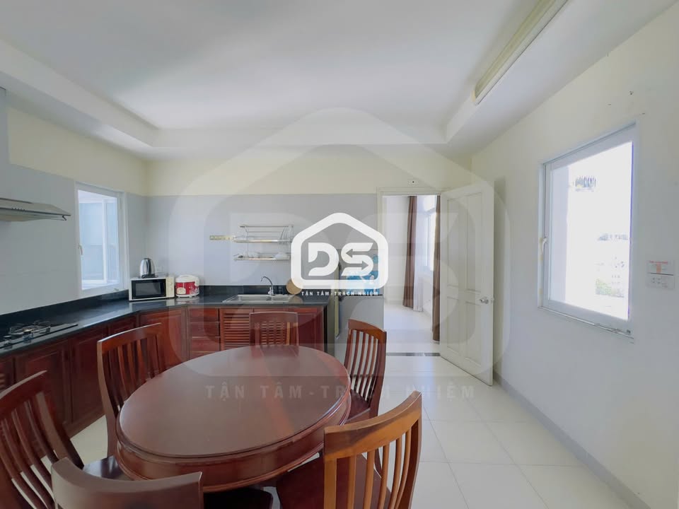 Căn hộ 2 phòng ngủ Tuệ Tĩnh Lộc Thọ 70m² giá 11 triệu - View biển tuyệt đẹp!