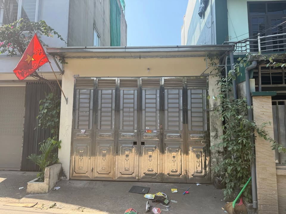 Đất ngõ 541 Bát Khối, Long Biên 63m² giá 17.2 tỷ - Sổ đỏ chính chủ, ô tô vào tận nhà!