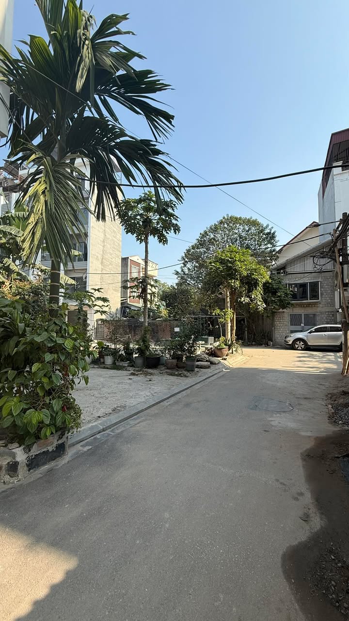 Đất nền Ngọc Thụy, Long Biên 51m² giá 11.7 tỷ - Vị trí đắc địa kinh doanh tốt!