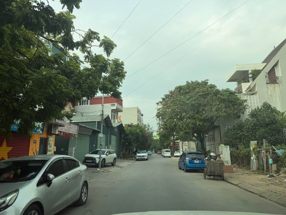 Đất nền Trâu Quỳ Gia Lâm 60m² giá 11.4 tỷ - Rẻ nhất khu vực!