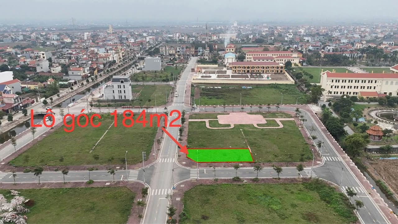 Đất nền Xuân Phương 240m² giá thỏa thuận - Vị trí trung tâm đầy đủ tiện ích!