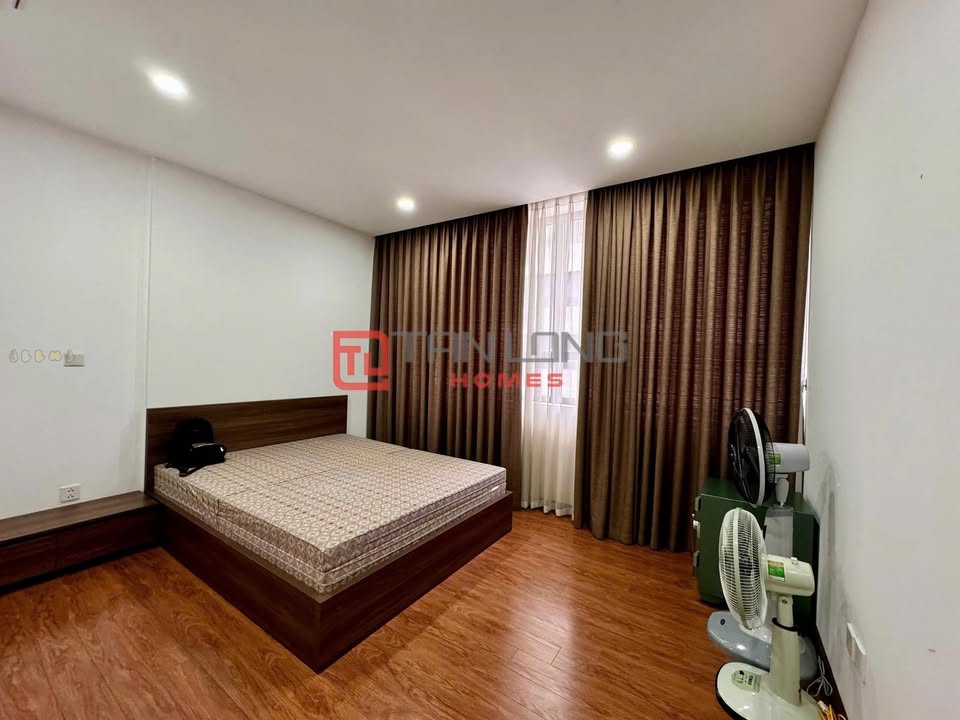 Căn hộ tòa N03T4 Bắc Từ Liêm 131m² giá 16.375 tỷ - Nội thất hoàn chỉnh, sẵn sàng vào ở!