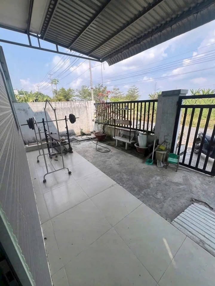 Bán nhà cấp 4 đường số 1, phường Mỹ Hòa, 122.5m² - Hướng Đông, giá 1.7 tỷ!