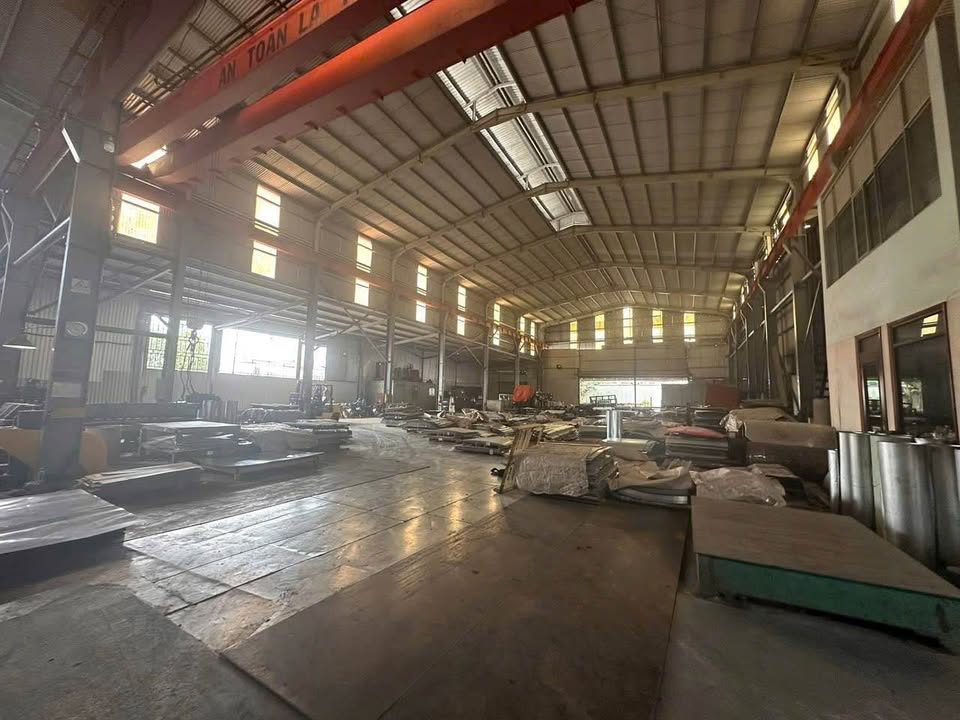 Mặt bằng cho thuê 2000m² tại Biên Hòa - Vị trí đắc địa cho showroom xe hơi!