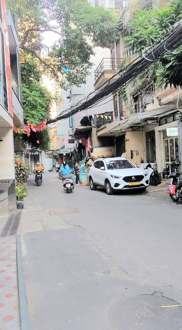 FrontHouse 100m² đường Ngũ Nhạc Trúc giá 50 tỷ - Mặt tiền 6m, siêu kinh doanh!