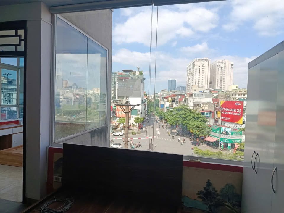 Căn hộ cho thuê 368 Đê La Thành, Đống Đa 55m² - Tiện nghi đầy đủ, giá thỏa thuận!