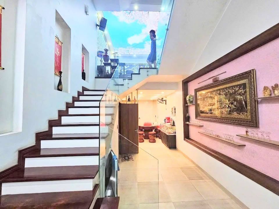 Nhà mặt phố Nguyễn Trãi, TP Thanh Hóa 80m² giá 11.7 tỷ - Kinh doanh sầm uất!