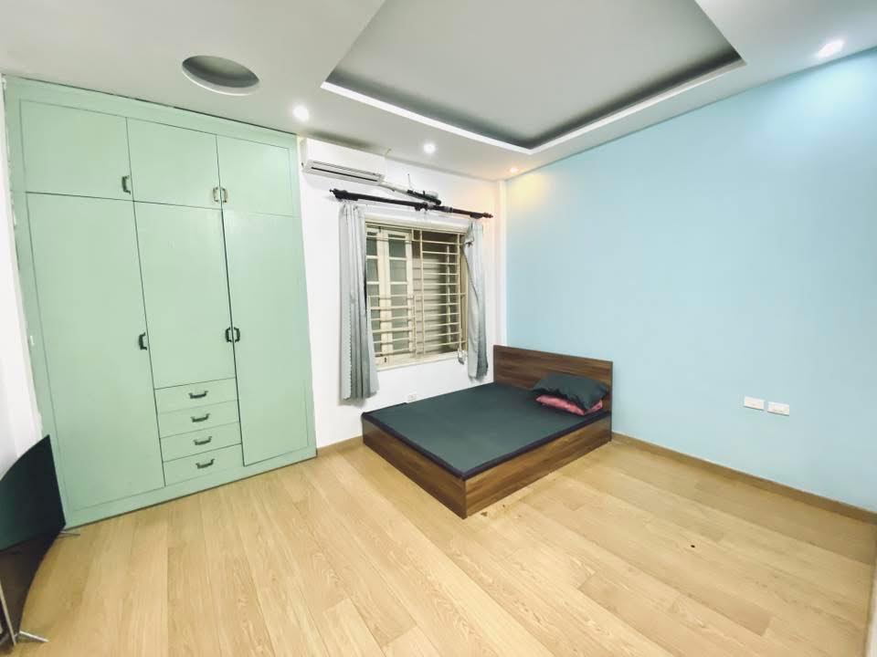 Chính chủ cho thuê căn hộ 30m² tại Đội Cấn, giá 4.2 triệu - Không chung chủ, đầy đủ nội thất!