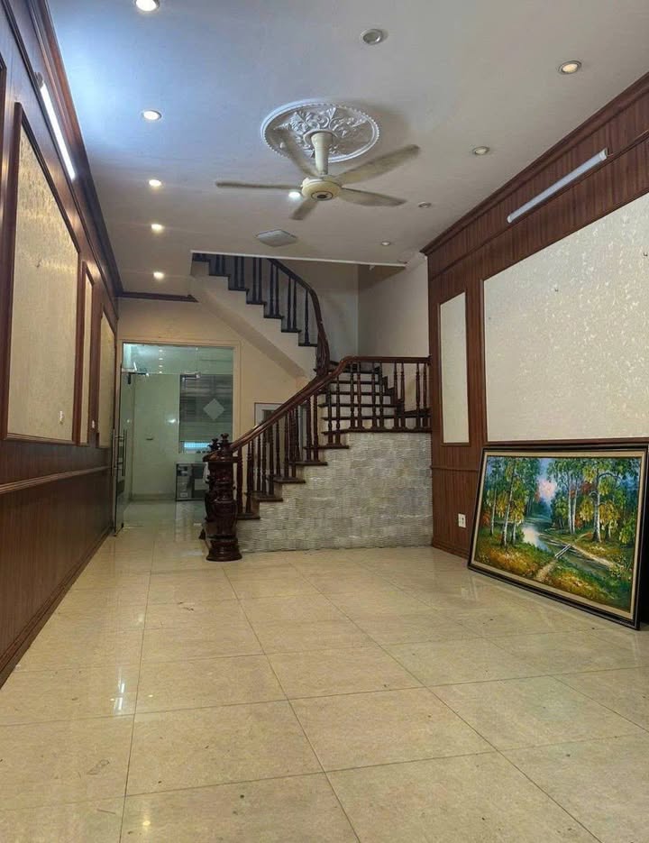 Nhà 4 tầng cho thuê tại khu 918, Phúc Đồng, Long Biên - Giá 10 triệu, nhận nhà ngay!