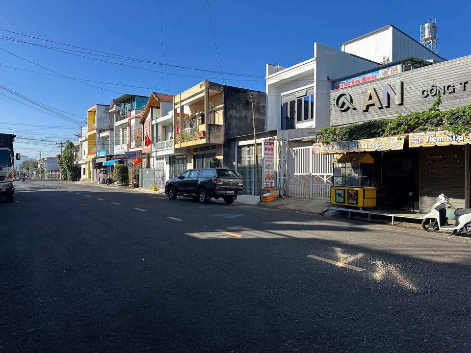 Nhà mặt tiền Quang Trung, Phường 2, Bảo Lộc 92m² giá 5.5 tỷ - Đầu tư sinh lời ngay!