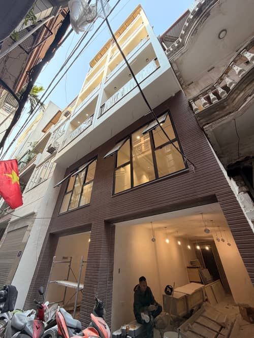 Nhà 7 tầng Tố Vĩnh Diện Thanh Xuân 35m² giá 15 tỷ - Gara ô tô, thang máy sang trọng!