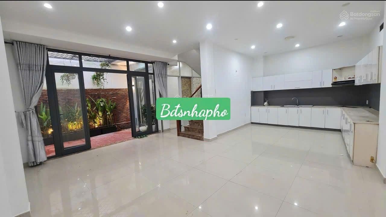 Nhà cho thuê tại Lương Ngọc Quyến, Hải Châu - Diện tích 80m², 6 phòng ngủ, thích hợp kinh doanh đa ngành!