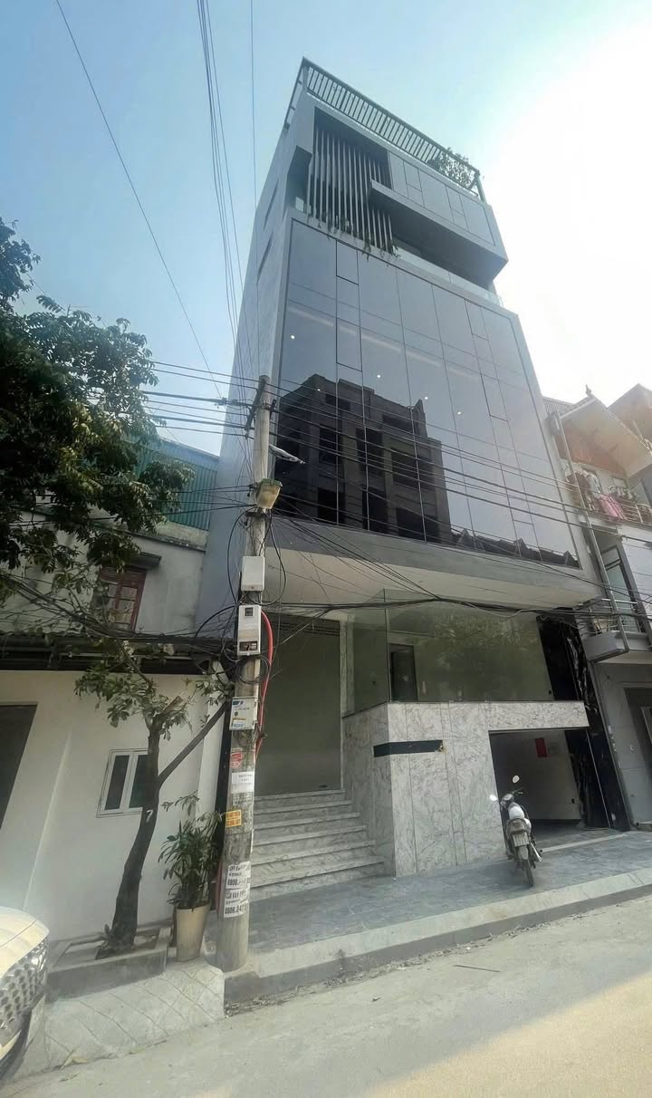 Cho thuê mặt bằng tầng 1 & 2 tại Yên Xá, Thanh Trì - Phù hợp làm văn phòng và showroom!