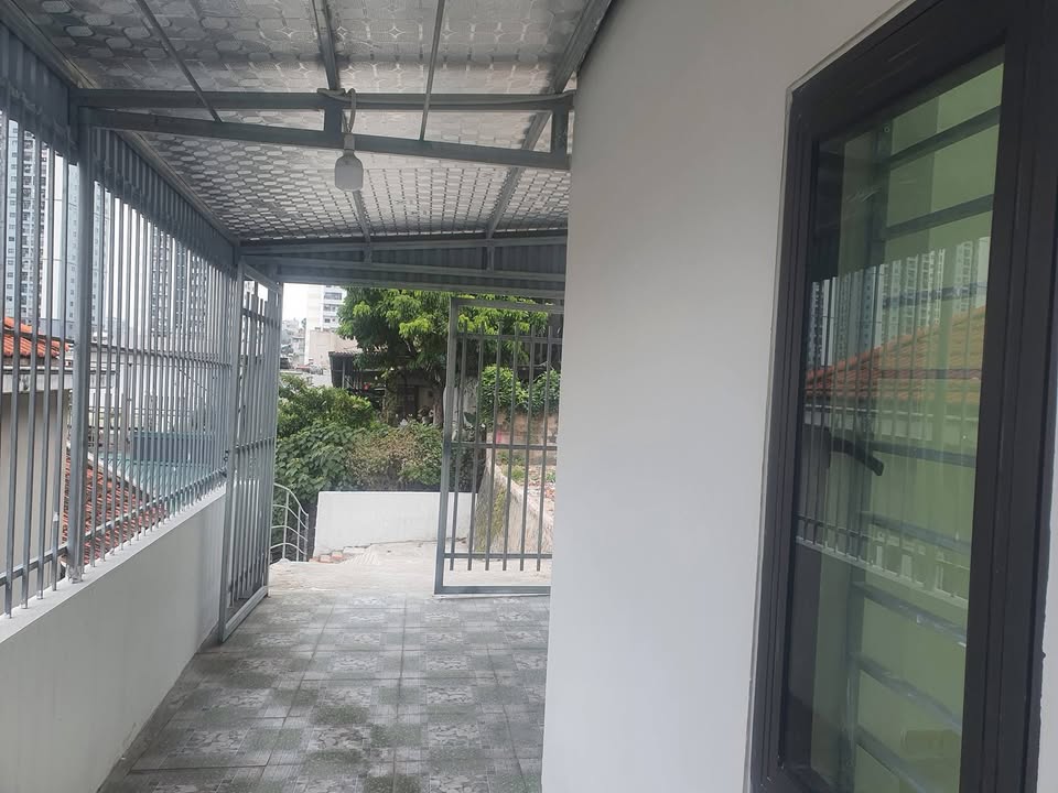 Nhà phố Hòn Gai, Hạ Long 88m² giá 1.3 tỷ - Phù hợp cho đại gia đình!