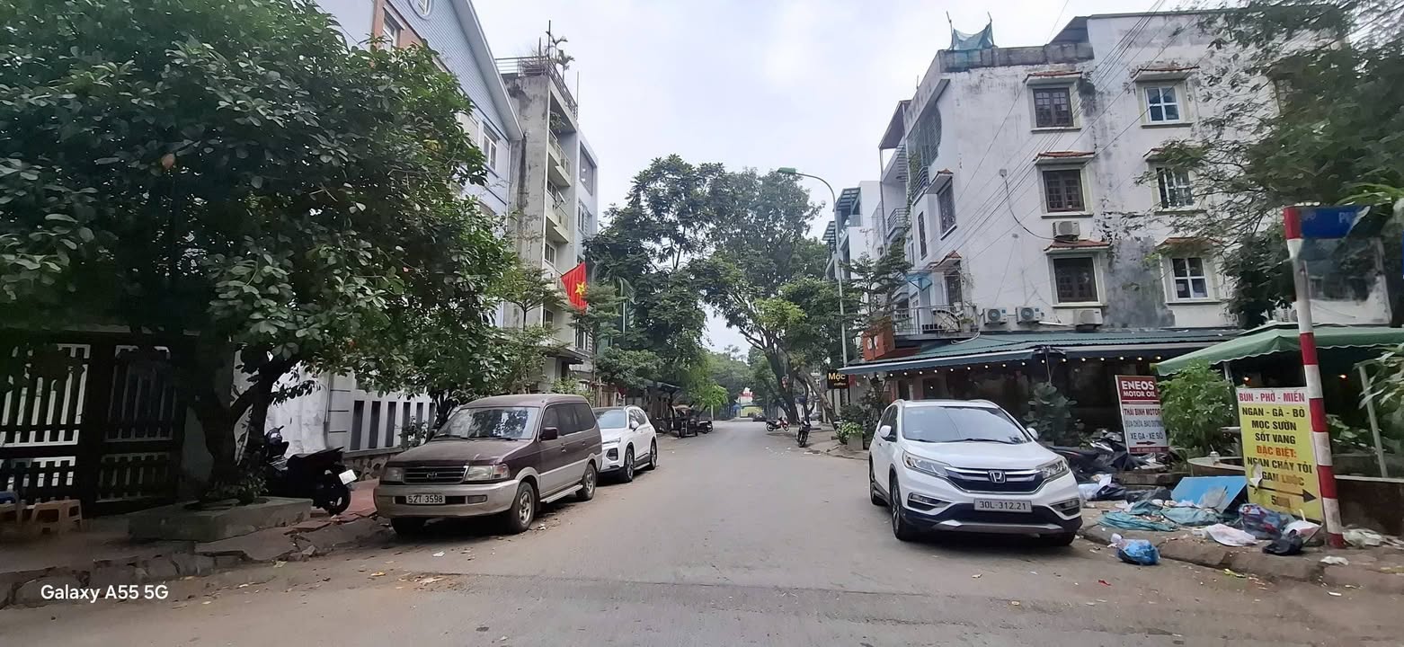 Nhà phố Văn Quán 75m² giá 10 tỷ - Cơ hội đầu tư hấp dẫn!