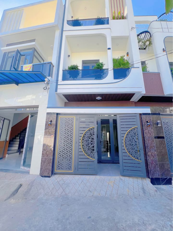 Nhà phố 3 tầng tại Phường Thống Nhất, Biên Hòa - Diện tích 65m², Giá 4.9 tỷ - Sẵn sàng vào ở ngay!