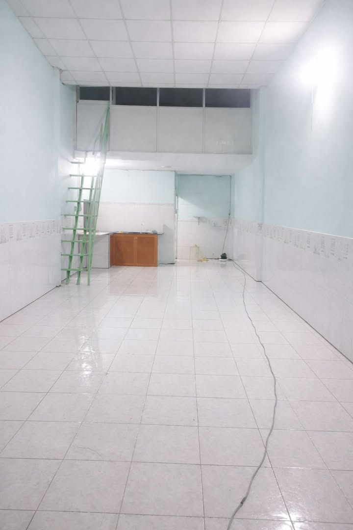 Cho thuê nhà mặt tiền Trần Thị Hè, Quận 12, 80m² chỉ 7 triệu/tháng - Phù hợp kinh doanh online!