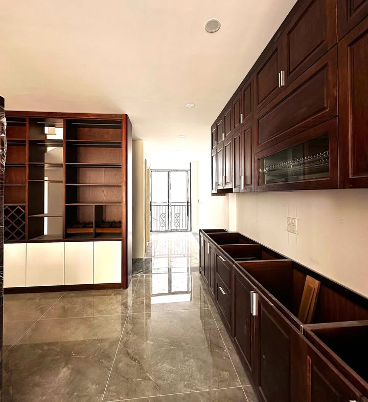 Nhà phố Lâm Hạ, phường Bồ Đề, 68m², giá 29.5 tỷ - Thiết kế hiện đại, sẵn sàng vào ở!