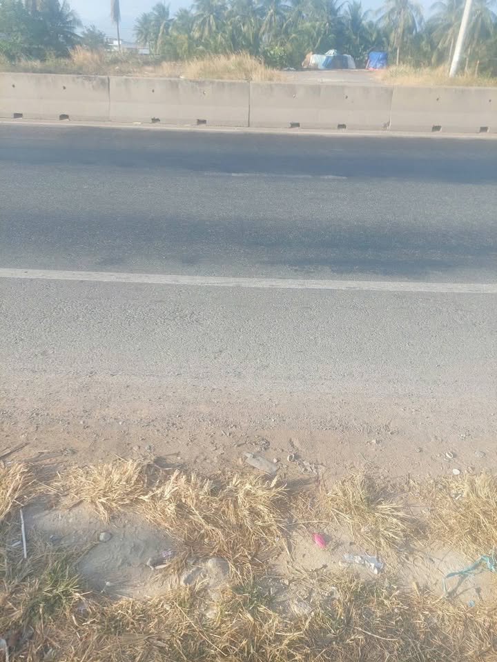 Đất thổ cư mặt tiền Quốc lộ 1A Hàm Mỹ 400m² giá 2.6 tỷ - Cơ hội đầu tư hiếm có!