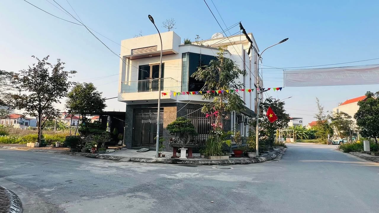 Đất nền Tái định cư khu C Bắc Sông Cấm Dương Quan 105m² giá chỉ 6.5 tỷ - Cơ hội đầu tư tuyệt vời!