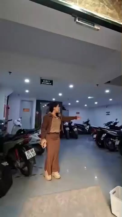 Căn hộ d.òng tiền Hoàng Hoa Thám Ba Đình 56m² giá 17.4 tỷ - Doanh thu ổn định 80 triệu/tháng!