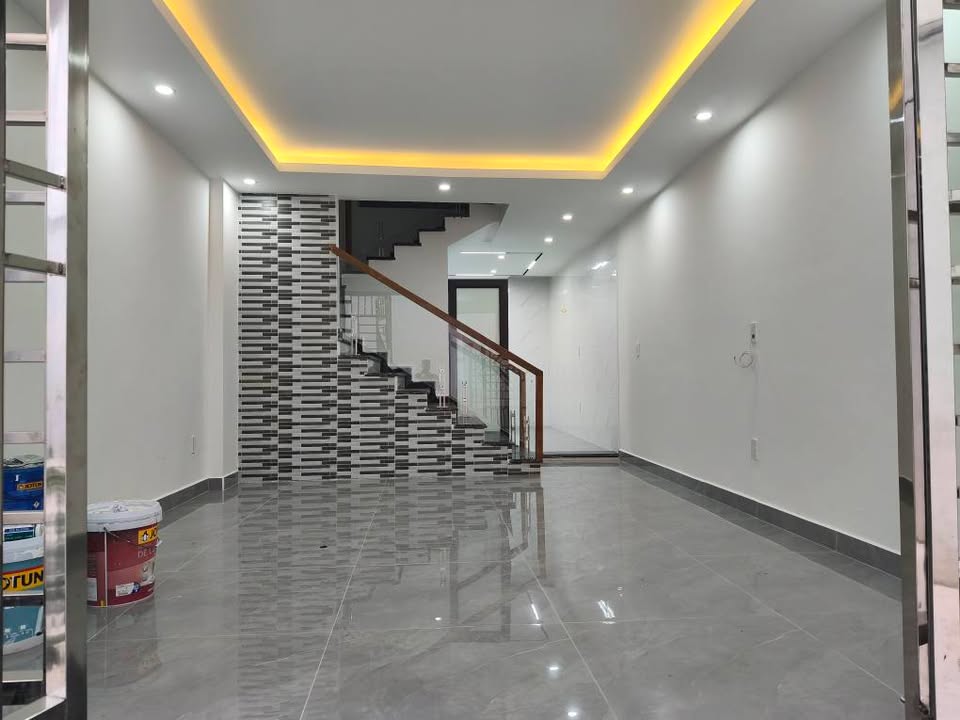 Nhà phố Ngô Quyền Hải Phòng 45m² giá 3 tỷ - Ô tô đỗ cửa, tiện ích đầy đủ!