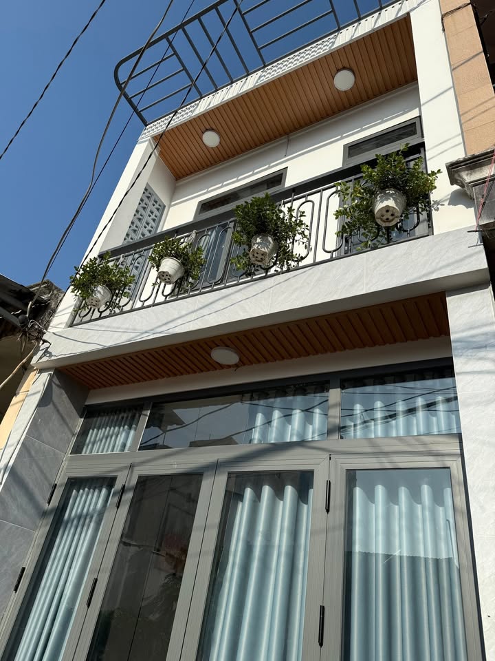 Nhà Gò Vấp 30m² giá 3.99 tỷ - Nhà mới, nội thất đầy đủ, dọn vào ở ngay!