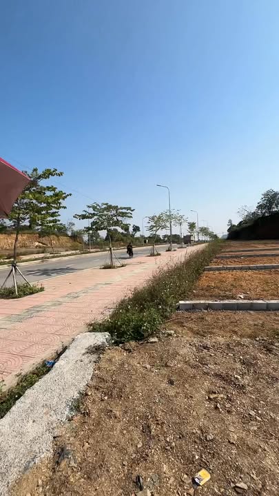 Đất nền Nhuận Trạch Lương Sơn 109m² giá chỉ 2 tỷ - Lô góc 2 mặt tiền đắc địa!