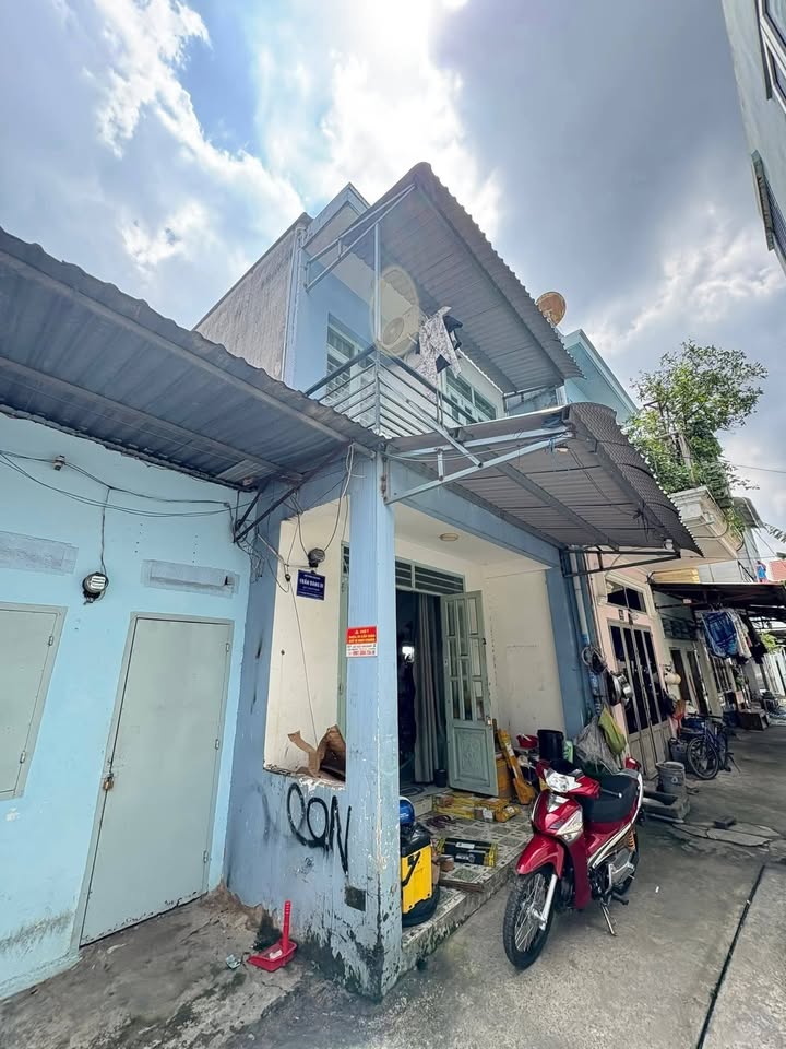 Nhà 1 lầu 1 trệt tại Đông Hoà, Dĩ An 95m² giá 3.3 tỷ - Đầu tư sinh lời ngay!