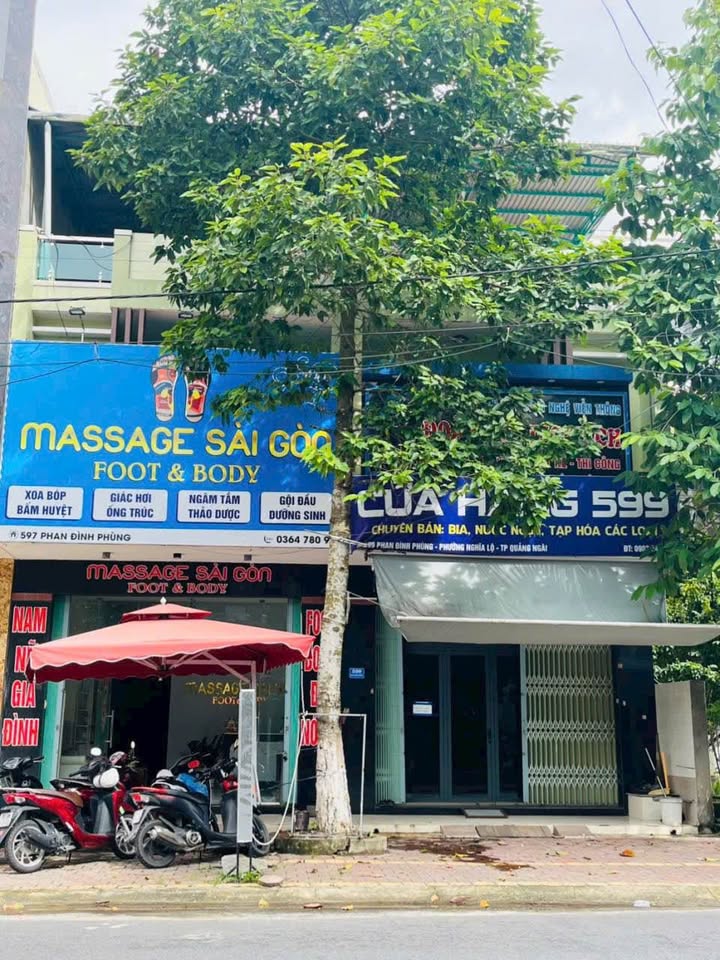 Nhà 3 tầng Mặt Tiền Phan Đình Phùng Quảng Ngãi 250m² giá 13.5 tỷ - Kinh doanh sầm uất!