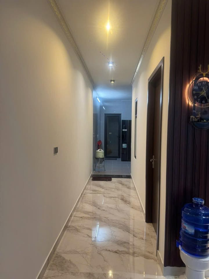 Nhà 2 tầng Quảng Châu Sầm Sơn 100m² giá 3 tỷ - Thiết kế sang trọng, ô tô tránh