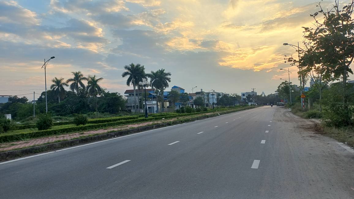 Đất nền Khu ĐT Nam Sông Đào, 120m², giá 5 tỷ - Sổ đỏ chính chủ!