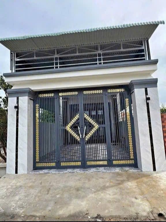 Nhà bán đường Kênh Bảy Chiến, xã Tân Kiên, Bình Chánh, 93.9m² chỉ 730 triệu - Tiện nghi đầy đủ!