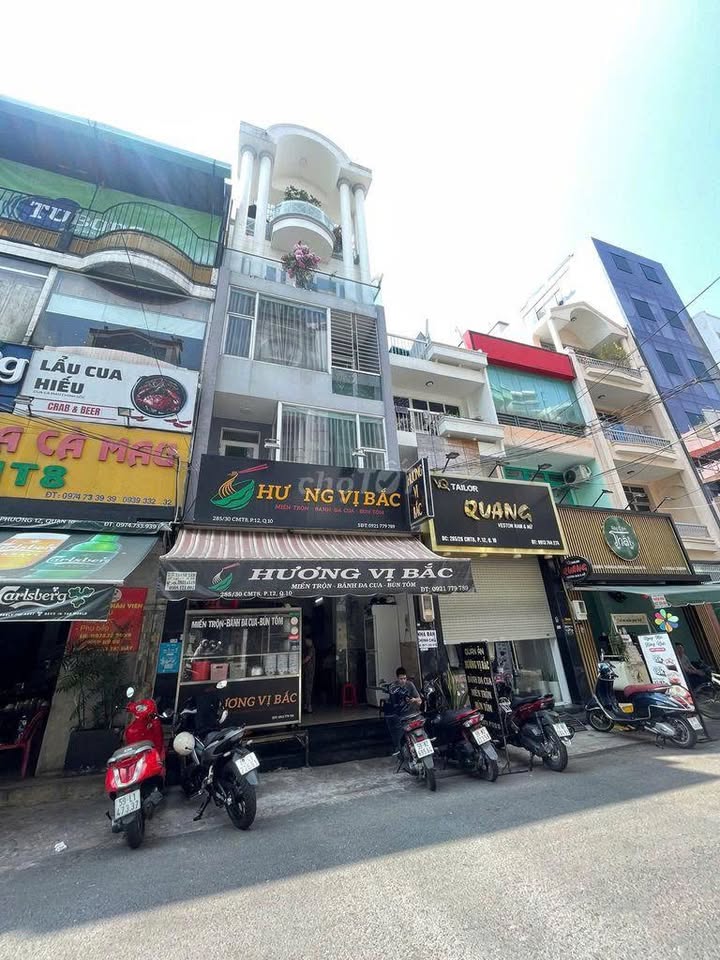 Nhà cho thuê hẻm Cách Mạng Tháng 8, Quận 10, 96m² - Có thang máy, sẵn sàng cho thuê!