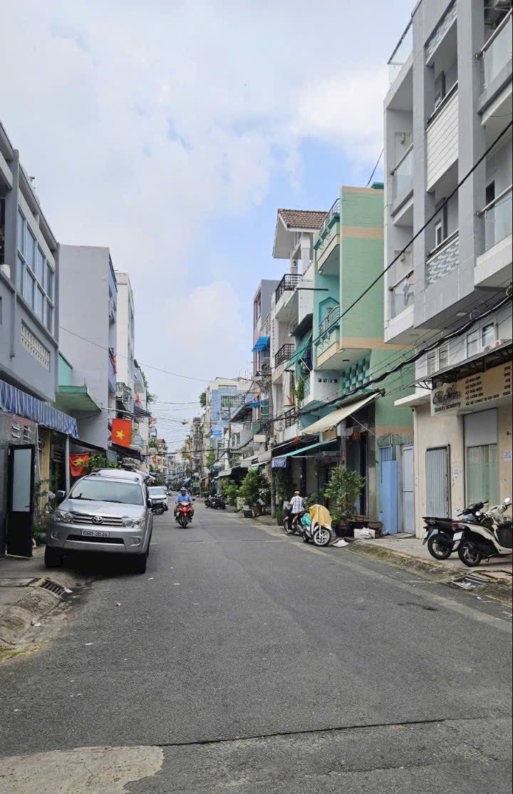 Nhà phố Minh Phụng Q11 36m² giá 10.8 tỷ - Căn góc 2 mặt hẻm kinh doanh