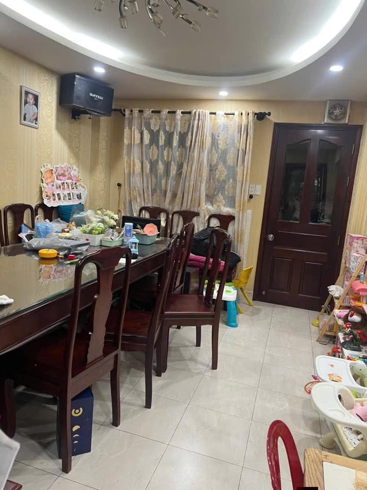 Nhà phố An Bình Quận 5 75m² giá 15 tỷ - Thiết kế sang trọng, đẳng cấp!