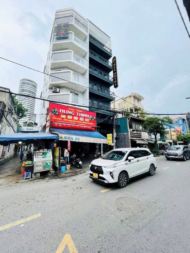 Bán gấp FrontHouse 3MT Nguyễn Văn Lạc, Quận Bình Thạnh 145m² - Cách Quận 1 chỉ 250m!