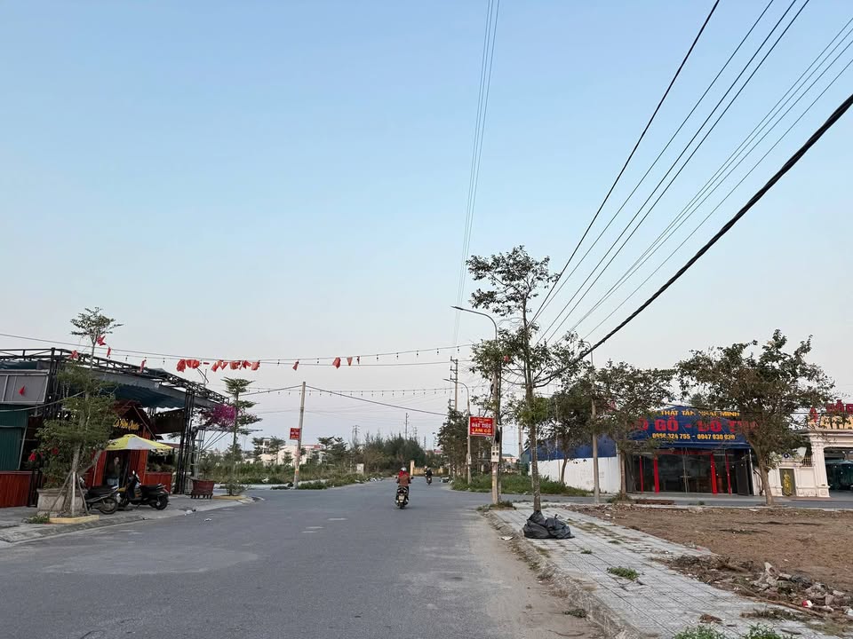 Đất liền kề Hẻm Phố Tây Giang 1, Tiền Hải 283m² giá 5.66 tỷ - Cơ hội vàng cho nhà đầu tư!