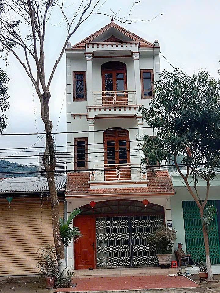 Nhà 3 tầng đường Lê Thanh Lào Cai 100m² giá 4 tỷ - Nhà mới sửa sang đẹp mắt!